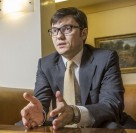 Міністр інфраструктури Пивоварський торгується за відкликання заяви про відставку